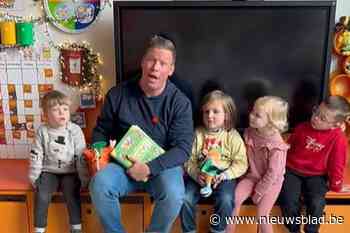 Kleutermeester Yordi mocht aanschuiven bij ‘De tafel van Gert’ na uitspraken Jo De Poorter: “Wij volgden een driejarige bacheloropleiding”