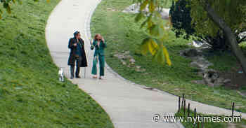 ‘It’s Not Me’ Review: Entering the Mind of Leos Carax