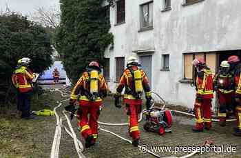 FW Düren: FW Düren: Zimmerbrand in Düren-Niederau