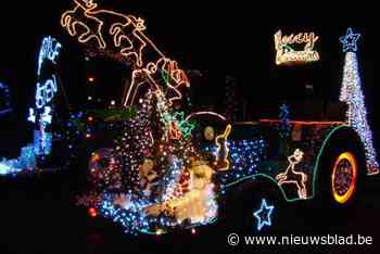Kerstvakantie start met run met verlichte tractoren