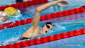 McIntosh sets swimming world record in women's 400m freestyle for her 1st world short course win