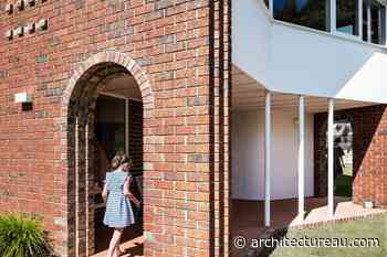 Lisa and Matt’s Place by Rebekah Verrier Architecture and Hamish Saul
