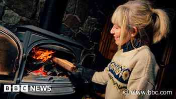 Wood burners more polluting than traffic - study