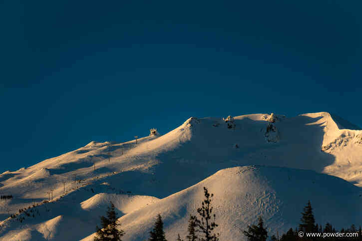 Oregon's Largest Ski Resort Celebrates Earliest Summit Opening in 10 Years