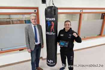 Tieltse Titans slaan handen ineen met NextRound voor nieuwe, innovatieve bokszakken: “Eerste club in België met deze technologie”