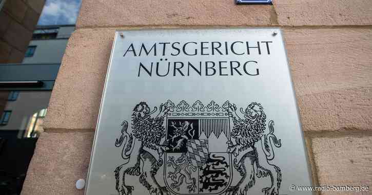 Pfleger soll Heimbewohner misshandelt und bloßgestellt haben