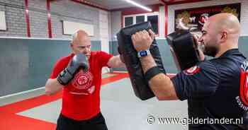 Pascal (54) heeft parkinson en vecht voor zijn fitheid met speciale bokstraining: ‘Dit vertraagt mijn ziekteproces’