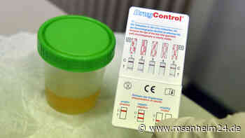 Das ist kein Urin! Autofahrer will Drogentest austricksen – mit absurdem Manöver