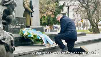Kniefall in Warschau - Markus Söder gedenkt Opfern des Krieges