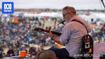 Country legend to perform on desert dunes in place of postponed Big Red Bash