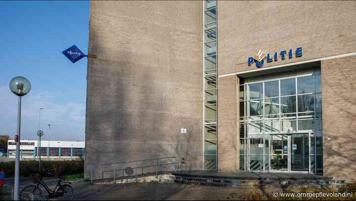 Lelystad - Seksuele intimidatie en diefstal kipsaté: celstraf voor 'wandelend probleemgeval'