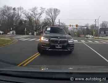 Video: BMW neemt bocht nét iets te ruim