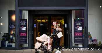 Debenhams drops £40 makeup organiser to £8 that's 'such a lovely colour'