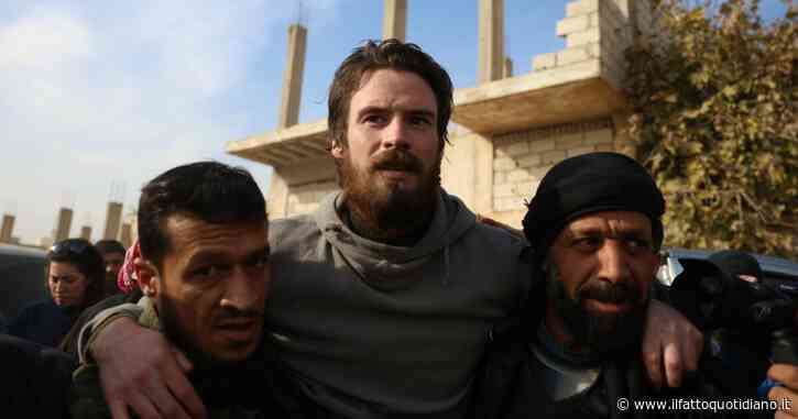 Siria, liberato da un carcere di Assad il 29enne statunitense Travis Timmerman: inizialmente era stato scambiato per il reporter Austin Tice