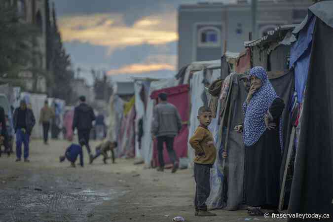 Israeli strike in Gaza kills 25 people as US makes new push for a ceasefire