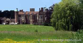 Couple 'devastated' after jewellery worth thousands stolen from Cambridgeshire hotel room