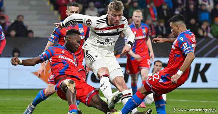 Højlund helpt ManUnited aan zege, Pröpper houdt met Rangers stand tegen Spurs, check hier alle tussenstanden