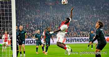 Ajax trekt dramatische vorm ook door in Europa League: Lazio slimmer en effectiever in Amsterdam