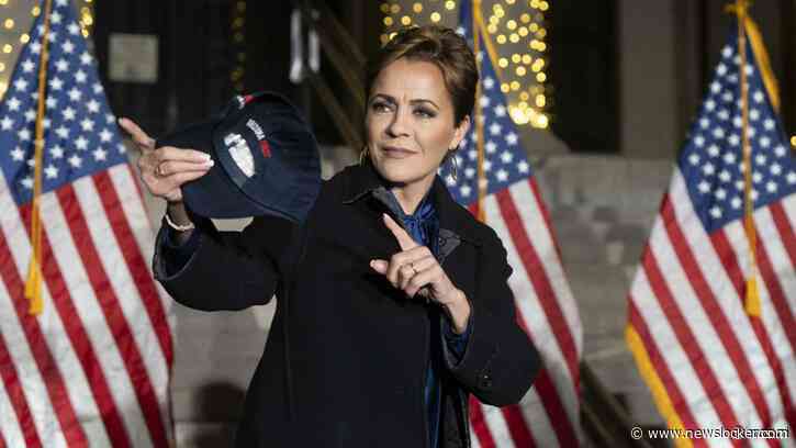 Trump wil omstreden Kari Lake aan het roer bij Voice of America, medewerkers bezorgd