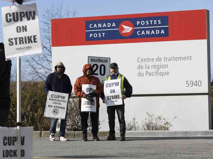 Letters to the Province: Ongoing failure of Canada Post management needs to end