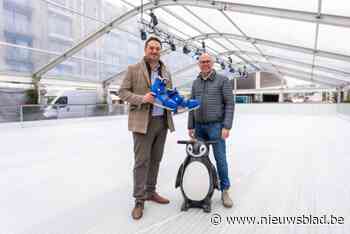 Schaatsbaan en kerstman brengen kerstsfeer naar de markt