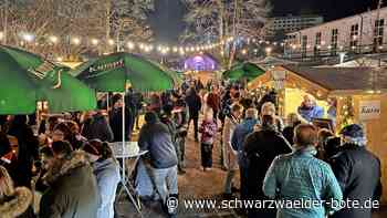 Weihnachsmarkt-Check Bad Wildbad: Eisstockschießen als besondere Attraktion