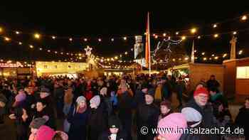 Große Kinderaugen, entspannte Erwachsene: So startete der Ampfinger Adventszauber