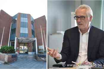 “Dikke zeikerd”: Politierechter Peter D’Hondt krijgt verwijten naar hoofd geslingerd nadat hij veelpleger onmiddellijk aanhoudt