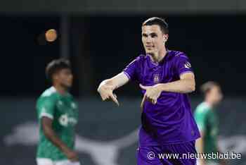 Rechtsbuiten Milan Robberechts verkoos RSCA Futures boven Portugees avontuur: “Ik was altijd al fan van Anderlecht”