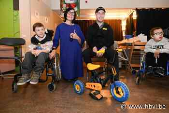 Na 20 jaar dikke knuffel voor Sint-Gerardus-juf die paralympiër Tim Celen leerde fietsen