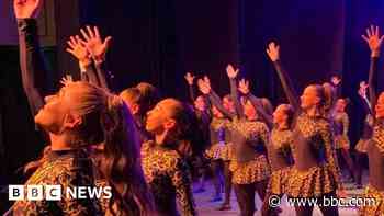 Dancers with sight loss back blind Strictly finalist