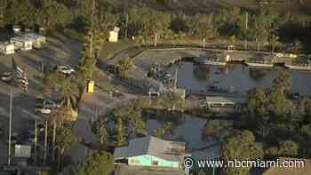 16 people hospitalized after 2 airboats collide off Tamiami Trail in Collier County
