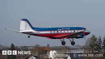 Low-flying plane returns to Cornwall for surveys