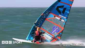 'Buzz unmatched' - Gibson breaks windsurfing record