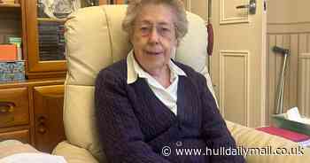 Woman, 85, who waited for ambulance in pouring rain after breaking her hip thanks kind strangers who helped her