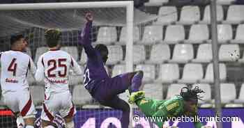 Een ijzersterk Beerschot botst op een beresterke Matthieu Epolo van Standard