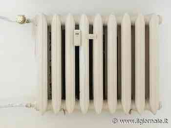 Termosifoni caldi per metà, perché può accadere e come si risolve il problema a seconda dei casi