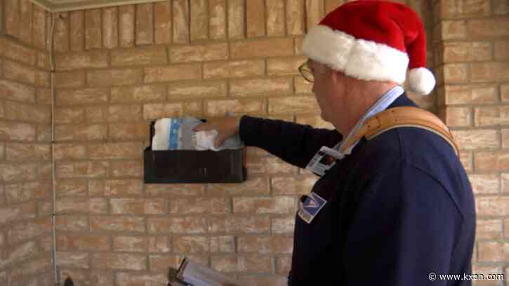 USPS reminds senders to ship holiday mail before deadlines for Christmas delivery