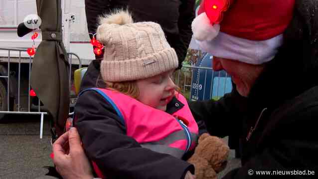 Vrienden zetten steunactie op poten voor meisje (4) met zeldzame spierziekte: “Ze moet 3 keer per jaar spuit van 90.000 euro krijgen”