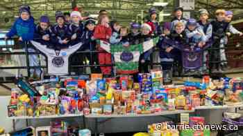Barrie hockey league competes in charity game for donations