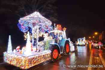 Tractorparade verlicht hele gemeente