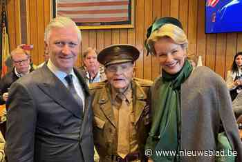 Randy (27) haalt Amerikaanse oorlogsveteraan Buck (100) voor de laatste keer naar hier: “Fantastisch dat hij de koning kon ontmoeten”