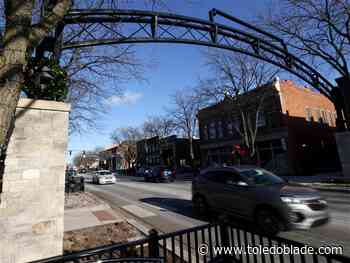 Colonial charm, polluted politics: Maumee's tumultuous year