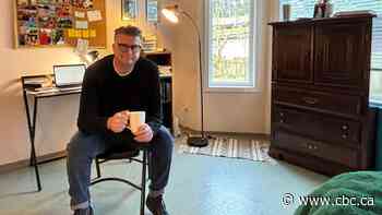 I live with 20 other men in a small shared space. This is what treatment is like