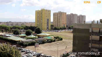 Tor Bella Monaca, ascensori rotti e scale al buio nei palazzi popolari: "Siamo dimenticati"