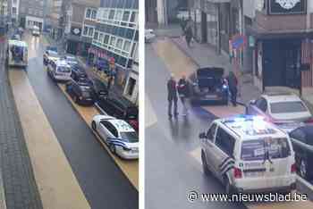 Grote politieactie aan sikh-tempel na gewelddadig incident: man in been gestoken, andere man in de boeien geslagen