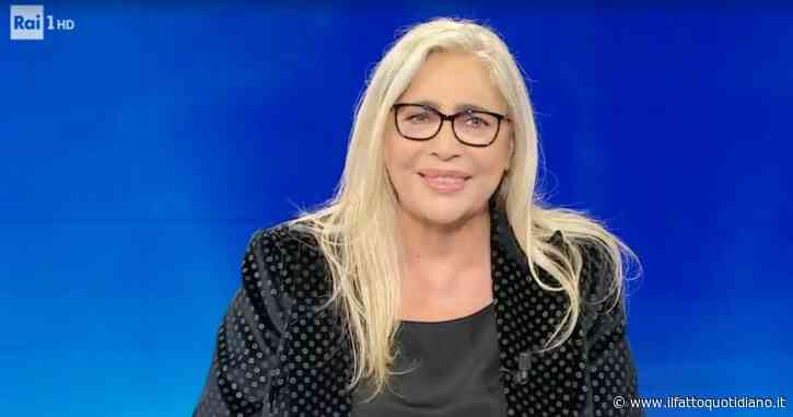 Domenica In, guerra tra le compagne di Pino Daniele: l’omaggio al cantante rimandato per evitare la “rissa” in diretta