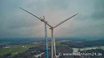 Spektakel für Beobachter: Wie das Mega-Windrad in Riedholz Flügel bekommt