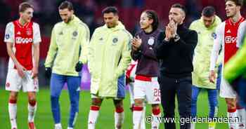 Ajax pakt eindelijk weer eens drie punten: ‘Spelen goed, maar het is lastig om dat te zeggen na een nederlaag’