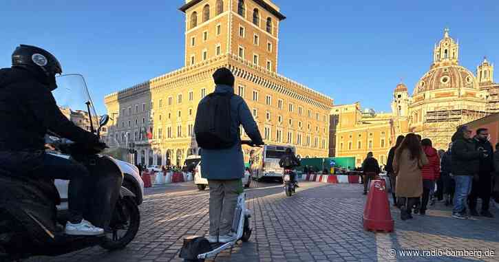 Ärger um Helmpflicht für E-Scooter in Italien